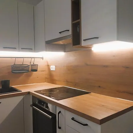 Teri's House 아파트 *